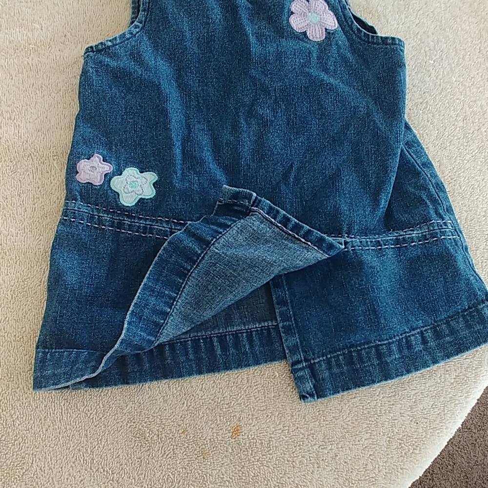Dress - Picture 4 of 4